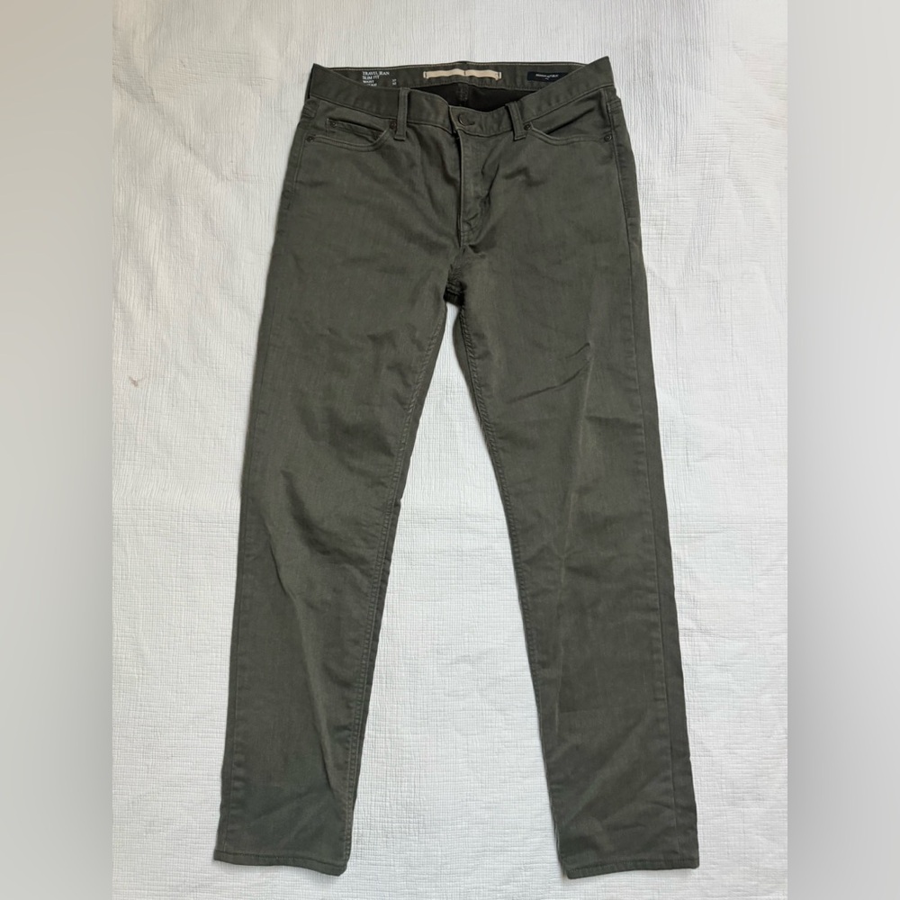 Banana Republic Travel Jean Slim Fit Size 33